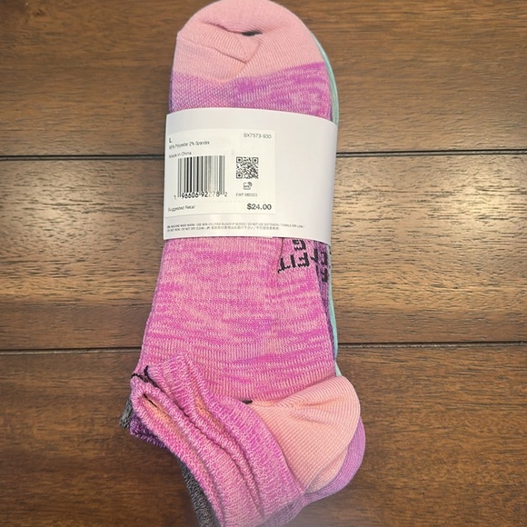 NWT NIKE EVERYDAY LIGHTWEIGHT DRI-FIT NO SHOW SOCKS - Picture 3 of 4